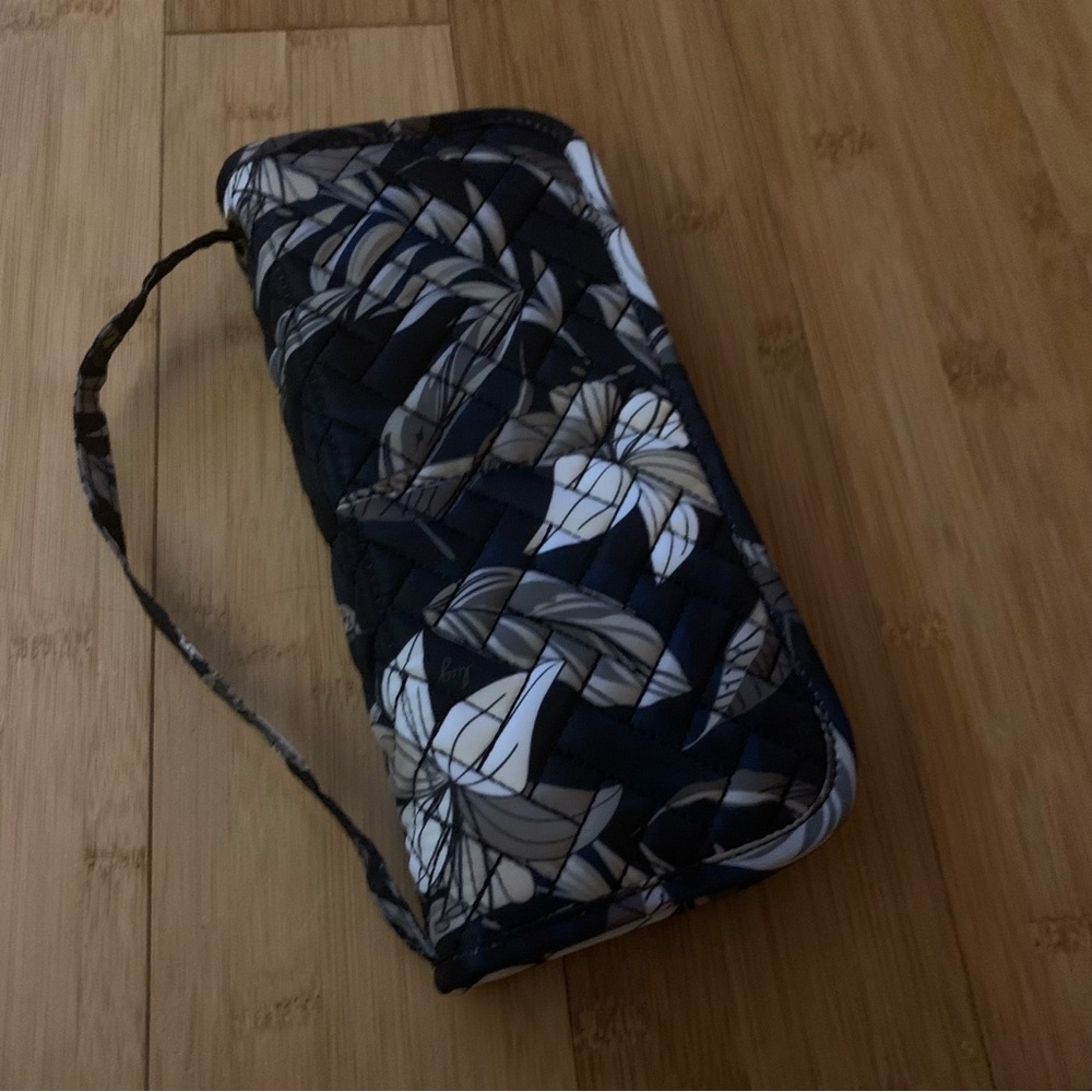 Lug Sleeper Cosmetic Brush Case, Lily Black, Never used